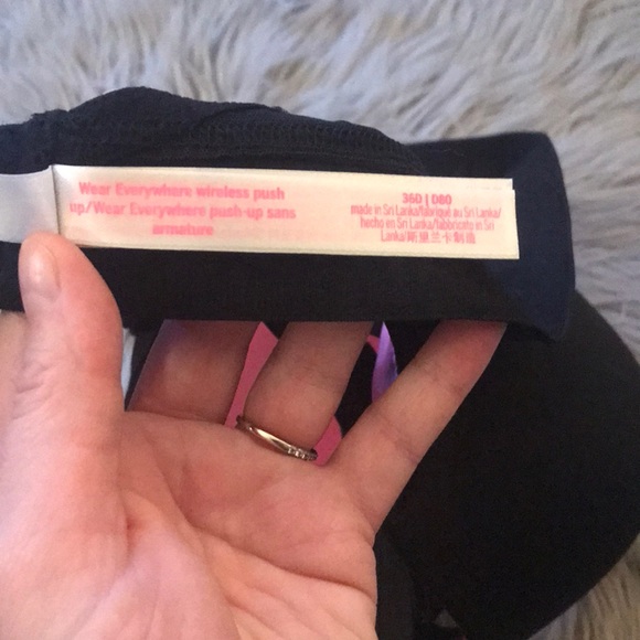 💜VS Wear Everywhere Wireless Push Up - Picture 3 of 4